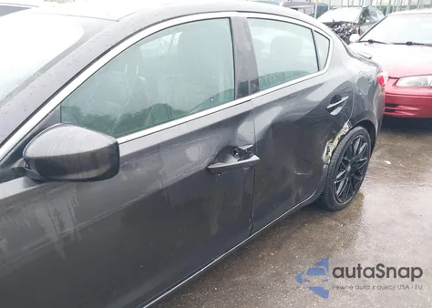 2016 Acura Ilx Premium Package/Technology Plus Package from USA, damaged, VIN 19UDE2F71GA012117